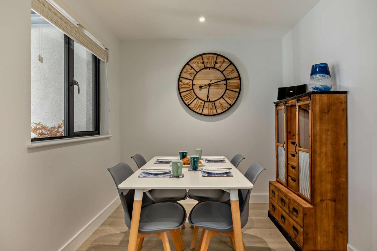 Byron - Luxury Self-Catering Coastal Apartment At The Heart Of Woolacombe With Heated Indoor Pool & Gym - 4 Minutes Walk To Beach! 6 Middlecombe Екстериор снимка